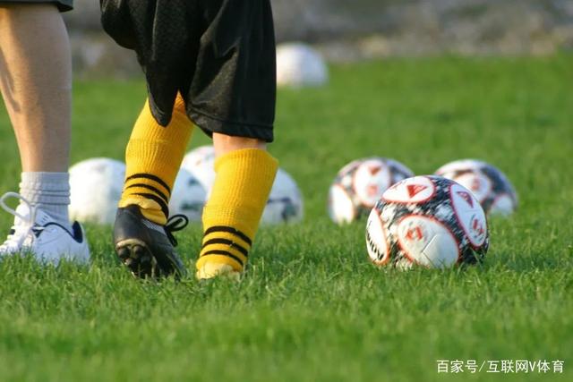 尼克·克利福德：考德威尔总为球队拼尽全力 他奠定了拼搏的基调